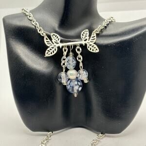 Y2K Silver & Blue Necklace
